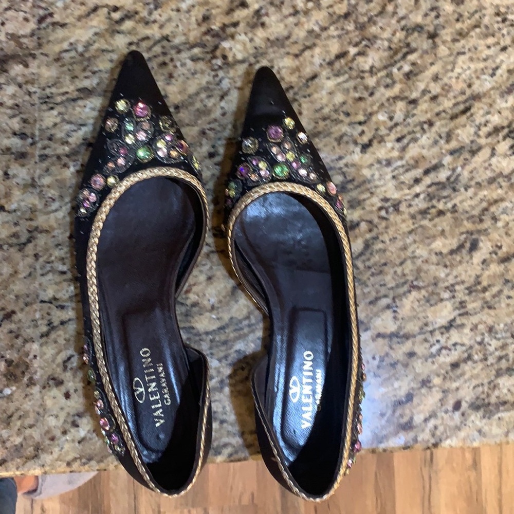 Selling Valentino shoes